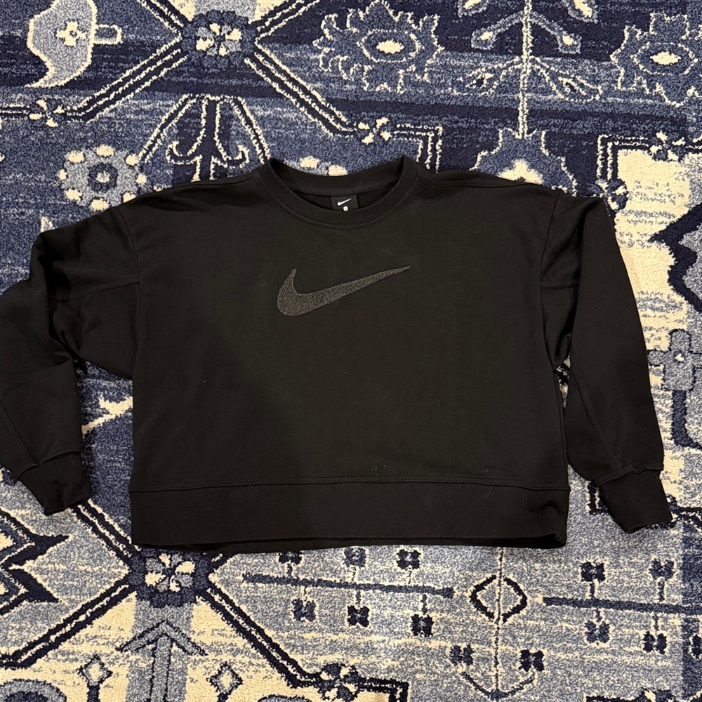 Nike Women's Black Crewneck Sweater